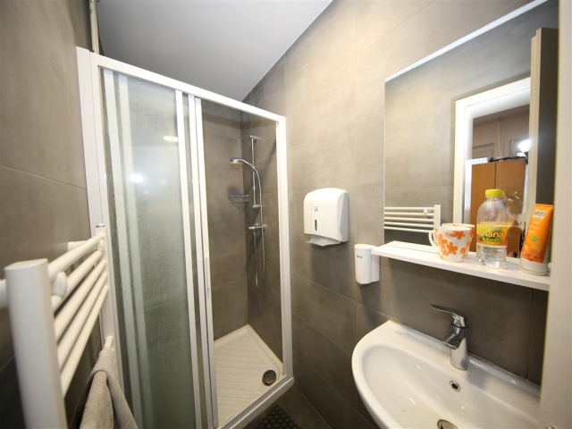 Slovenija, ,Poslovni prostor,ODDAJA,1908