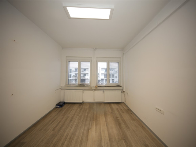 Slovenija, ,Poslovni prostor,ODDAJA,1908