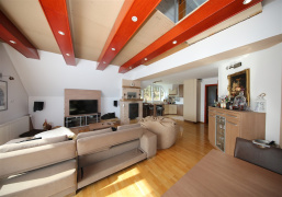 Slovenija, 0 , 0 ,0,Hiša,PRODAJA,0,1914